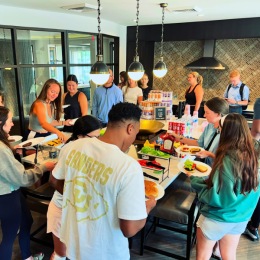 Excess food for one event means SURPRISE work-from-home lunch! ๐๐ช
This wasnโt on the calendar, so make sure you follow 1100South on Instagram as this is where these surprise events will always be announced! 
Thank you all for attending and making clean-up easy because you ate everything! ๐
REMEMBER our Roof Top Happy Hour at @cltbeergarden this Thursday at 7pm!! ๐ป๐
#1100South #SouthEnd #ApartmentLife Instagram post from @1100_south on July 15, 2024 12:02:47pm